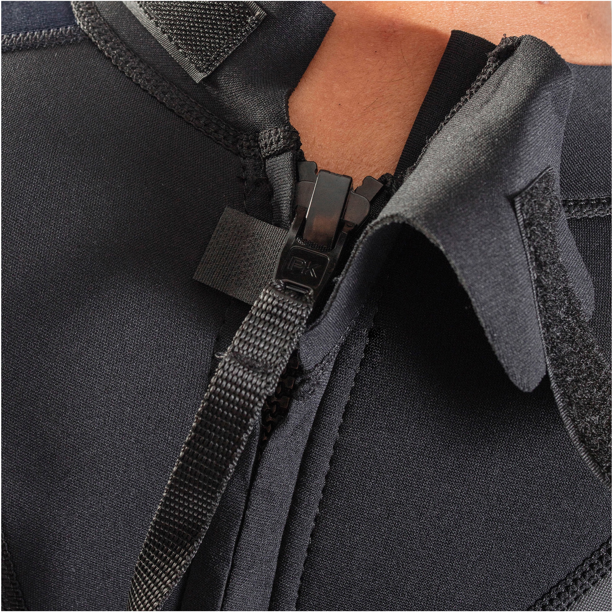 2026 Gul Hombres G-Force 3mm Back Zip Flatlock Neopreno GF1305-B7 - Black / Navy