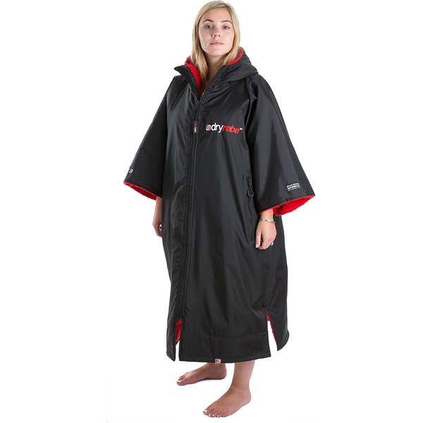 Dryrobe Advance Cambio De Manga Corta Robe DR100 - Black / Rojo