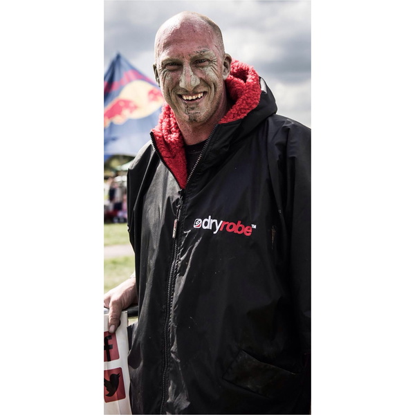 Dryrobe Advance Cambio De Manga Corta Robe DR100 - Black / Rojo