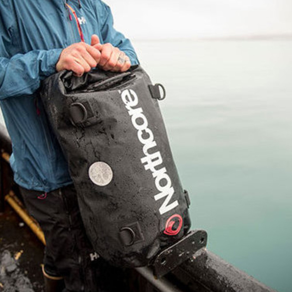 2026 Northcore 40ltr Bolsa Dry / Mochila Negro Noco67b
