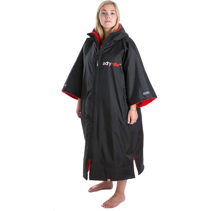 2023 Dryrobe Advance Cambio De Manga Corta Robe DR100 - Black / Rojo