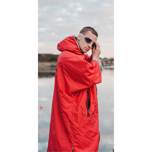 2024 Dryrobe Advance Short Sleeve Premium Outdoor Changing Robe / Poncho DR100 - Red / Grey