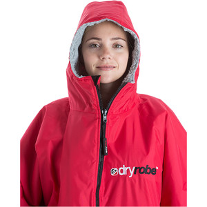 2024 Dryrobe Advance Manga Corta Premium Exterior Bata / Poncho Dr100 - Rojo / Gris