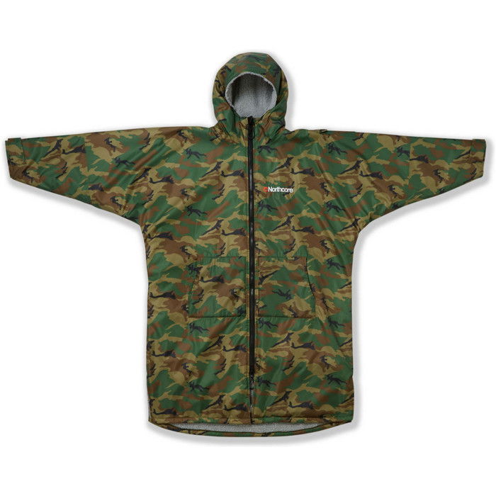 2024 Northcore Beach Basha Sport Long Sleeve Changing Robe / Poncho NOCO24N - Camo