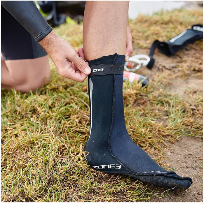 2024 Zone3 Neoprene Swimming Socks NA18UNSS - Black / Reflective Silver