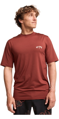 2026 Billabong Hombres Camiseta De Lycra De Manga Corta Arch Wave EBYWR03019 - Burnt Red
