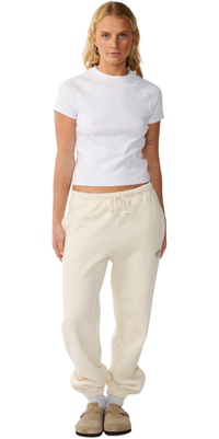 2026 Rip Curl Mujer Pantalón De Deporte Universitario De Pista 073WPA - Bone